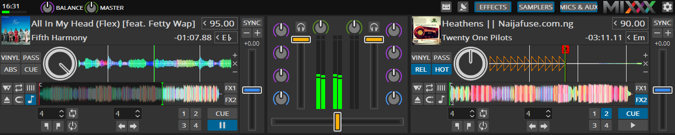 Mixxx alternative skin (Latenight) - parallel waveforms